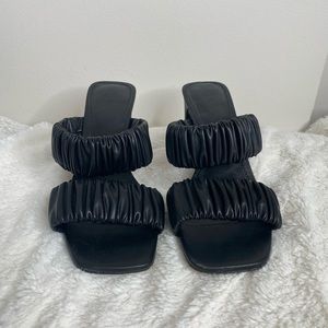 🥳 3FOR30 Black mules